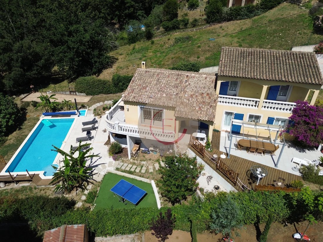 Villa in Les Adrets-de-l'Estérel, Provence-Alpes-Côte d'Azur, France 1 - 18298772