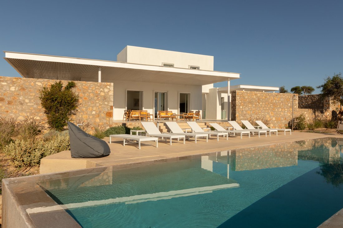 Villa in Paros, Aegean, Greece 2 - 18298071
