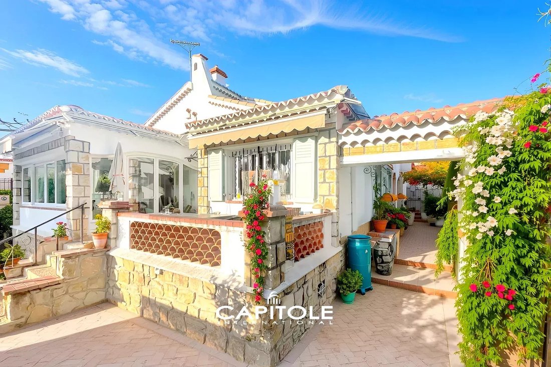 Villa in Antibes, Provence-Alpes-Côte d'Azur, France 5 - 18084544