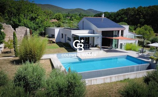 Villa en Saint-Zacharie, Provenza-Alpes-Costa Azul, Francia 1