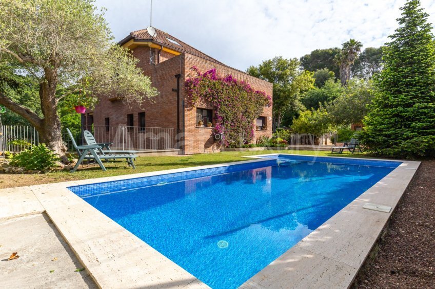 Villa in Sant Cugat del Valles, Catalonia, Spain 3 - 18300026