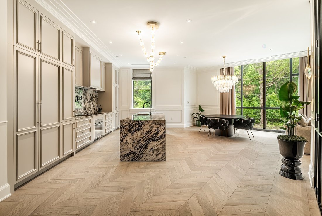 Condo in Montréal, Quebec, Canada 1 - 18302552