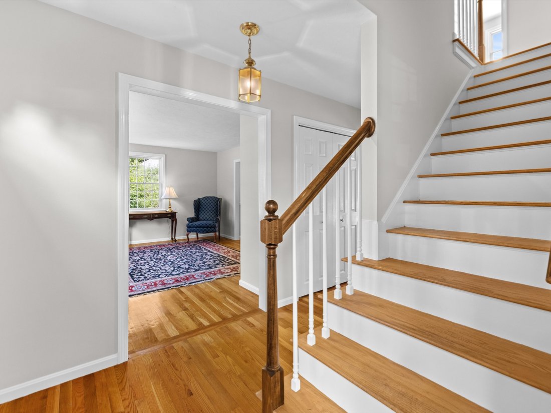 House in Mendon, Massachusetts, United States 4 - 18297809