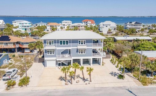 House in Gulf Breeze, Florida, United States 1