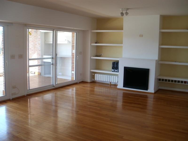Appartement à San Fernando, Province de Buenos Aires, Argentine 2 - 18299185