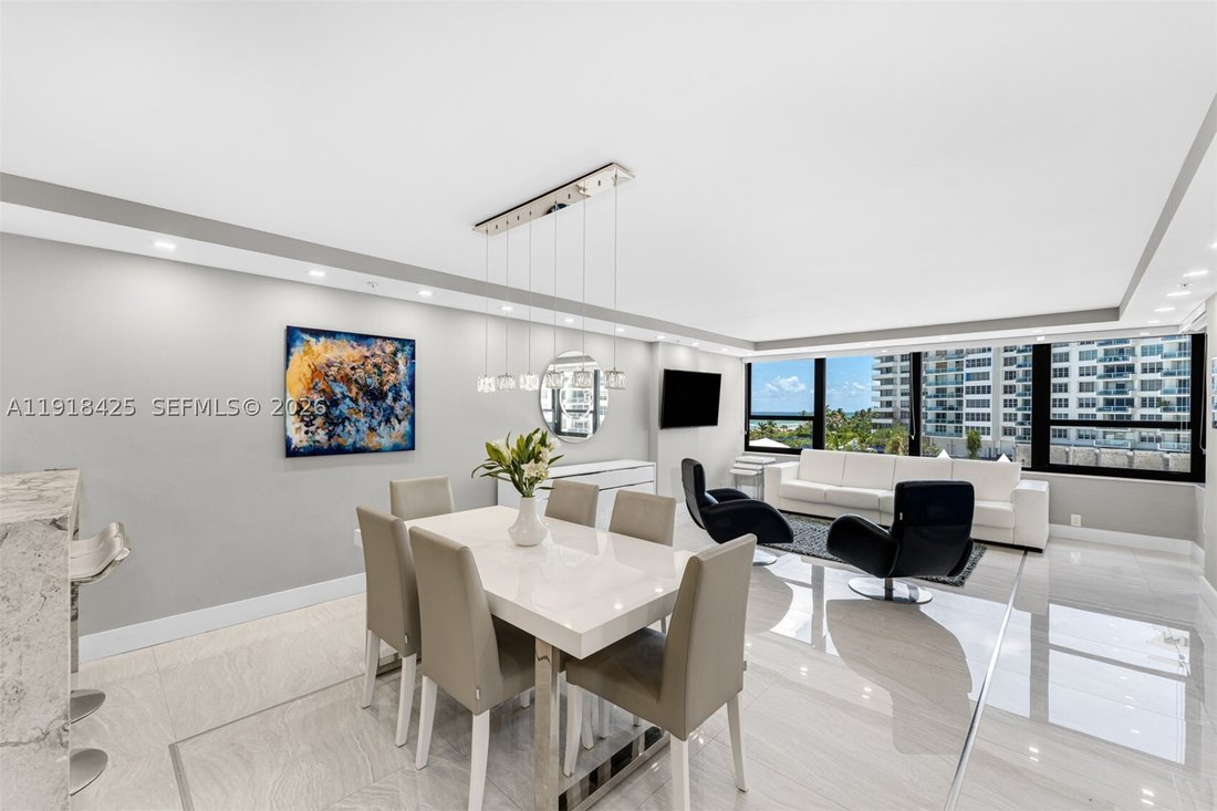 Condo in Miami Beach, Florida, United States 1 - 17203736