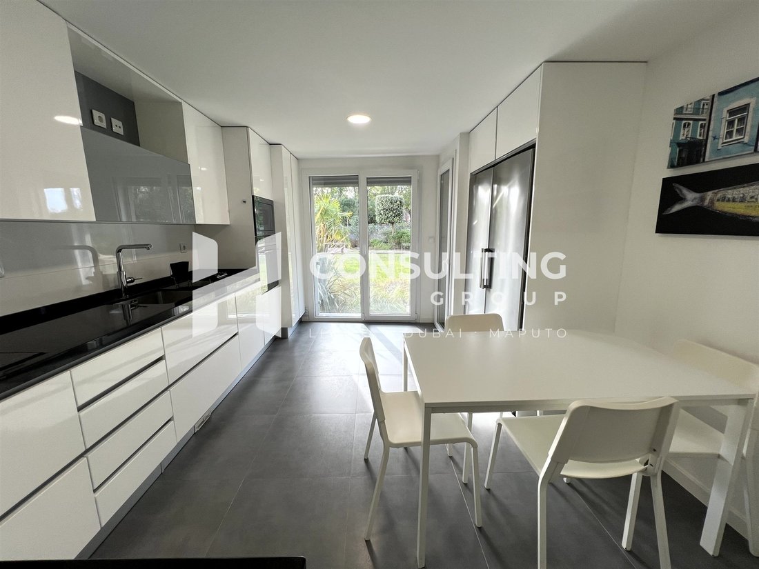 Apartment in Oeiras e Sao Juliao da Barra, Paco de Arcos e Caxias, Lisbon, Portugal 2 - 15176570