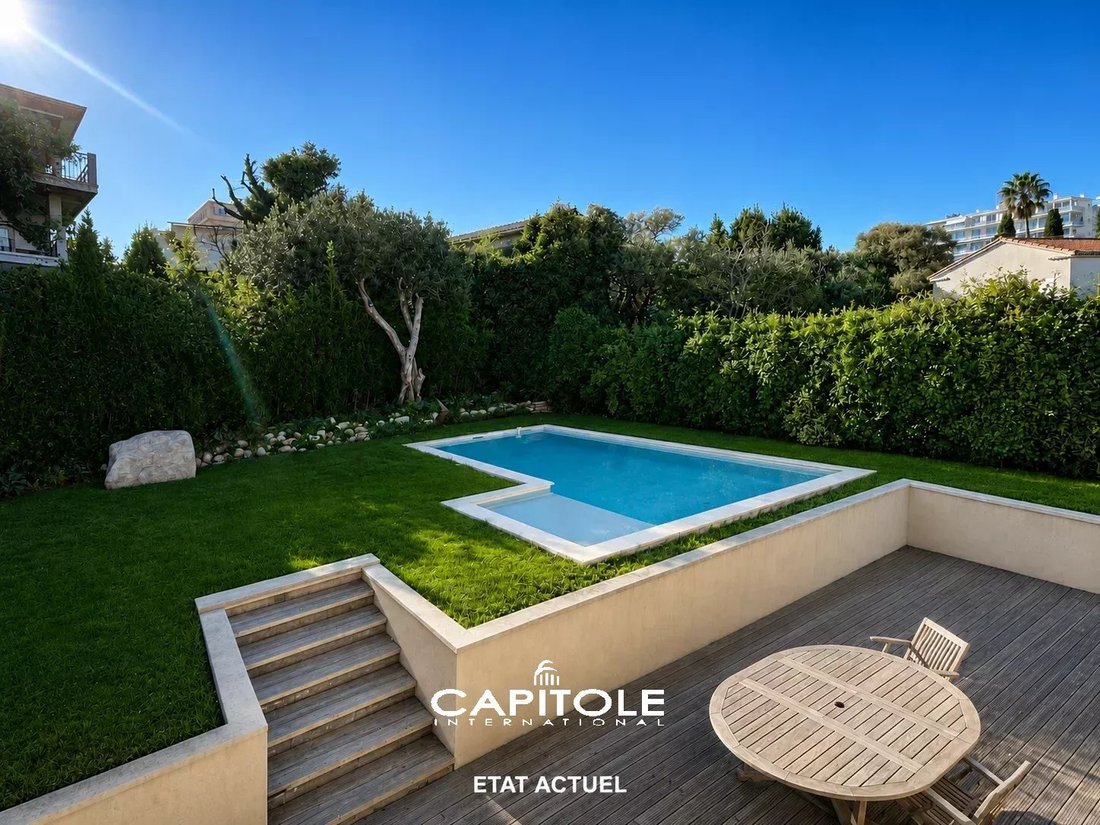 Villa in Antibes, Provence-Alpes-Côte d'Azur, France 3 - 18119713