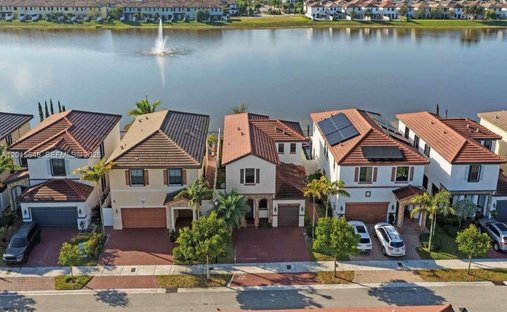 Maison à Miami Lakes, Floride, États-Unis 1