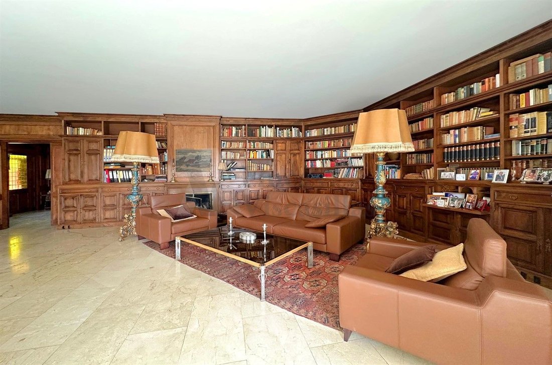 House in Les Corts, Barcelona, Spain 5 - 18300031
