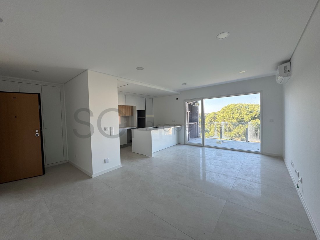 Apartment in Charneca de Caparica e Sobreda, Setubal, Portugal 3 - 18302702