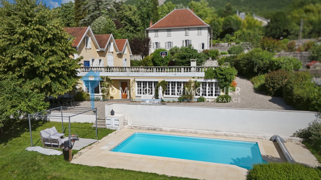 Castle in Bealieres, Meylan, France 3 - 18302275