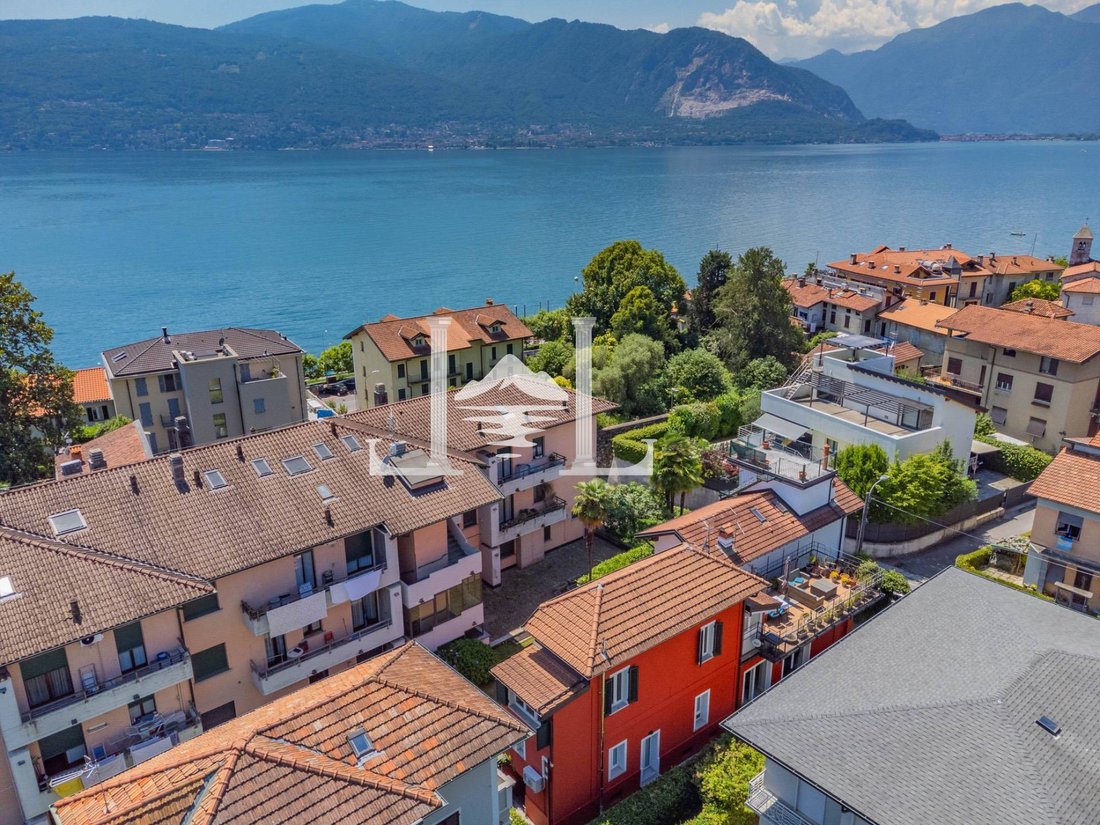 Villa in Verbania, Piedmont, Italy 3 - 18303281