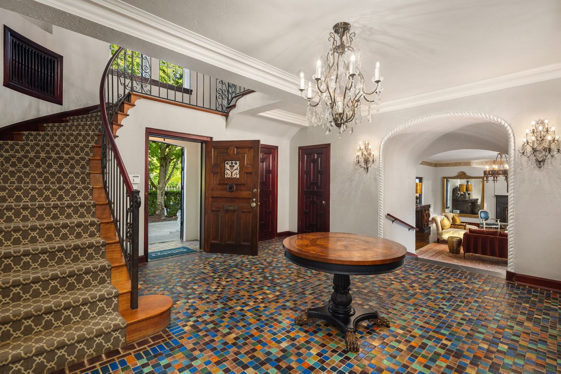 House in Seattle, Washington, United States 3 - 18298346