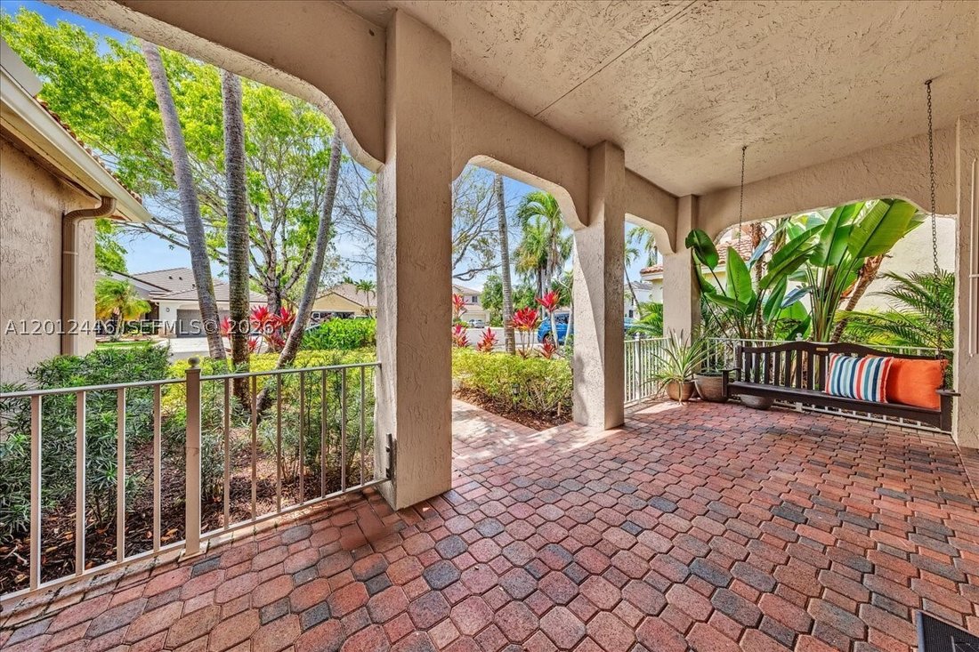 House in Weston, Florida, United States 4 - 17861140