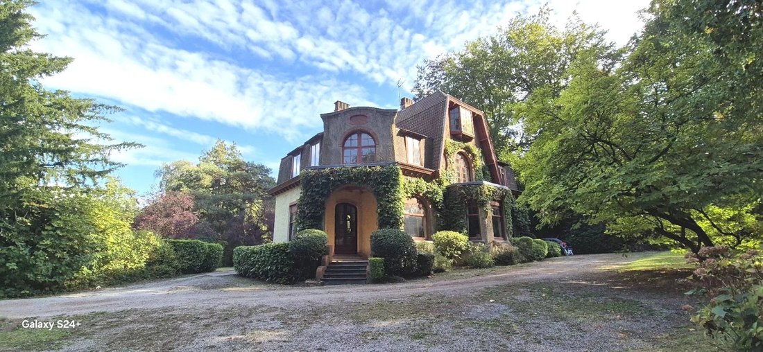 Estate in Centre, Linselles, France 2 - 18298821