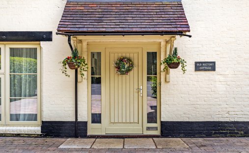 House in Kings Worthy, England 1