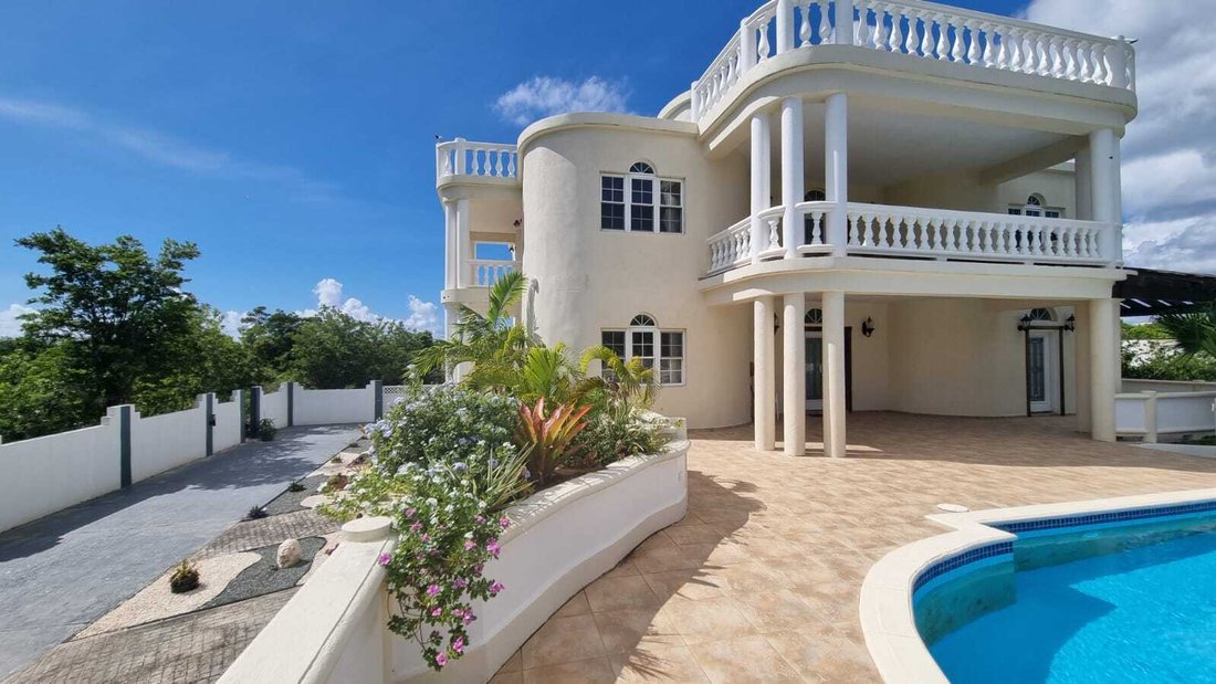 Villa in Long Bay Village, Anguilla 4 - 18299141