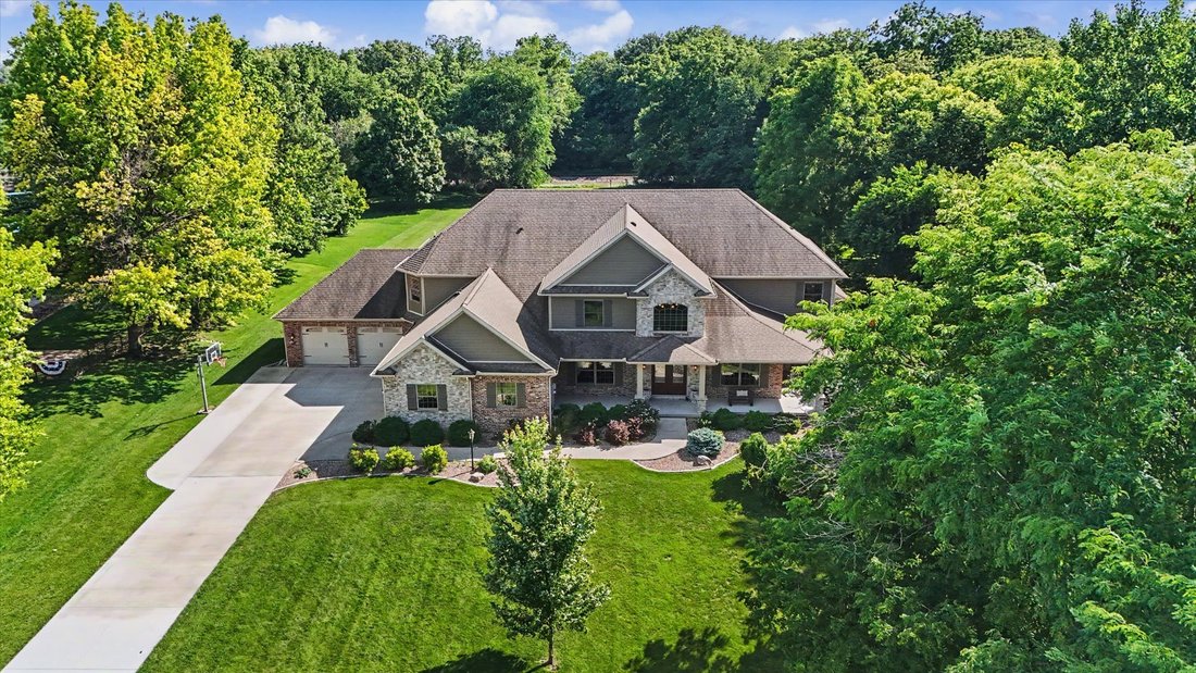 House in Mahomet, Illinois, United States 5 - 18303771
