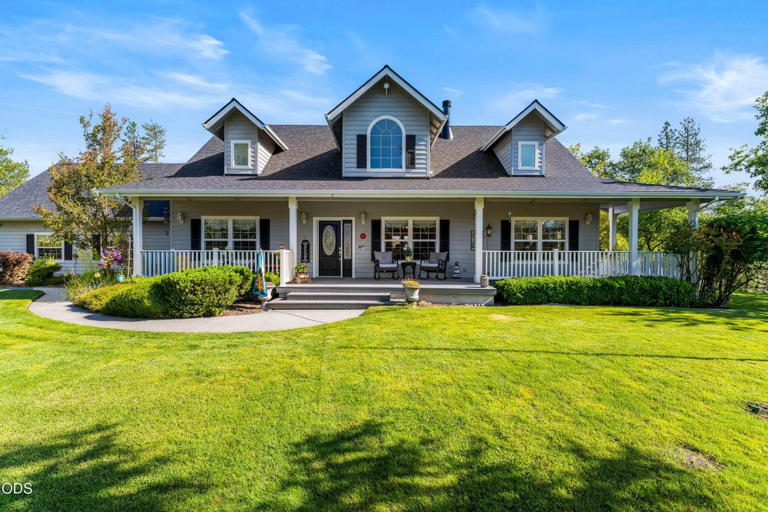 House in Grants Pass, Oregon, United States 1 - 18303799