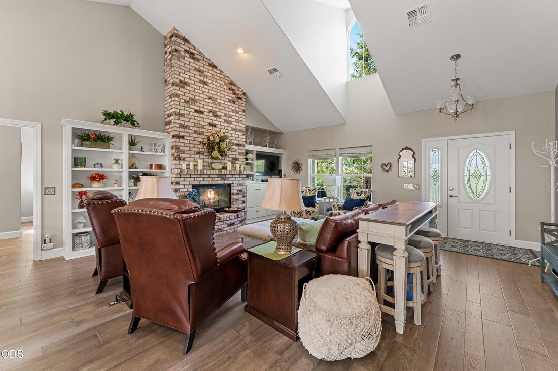 House in Grants Pass, Oregon, United States 5 - 18303799
