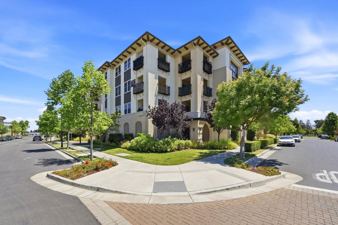 Condo in San Jose, California, United States 4 - 18303862