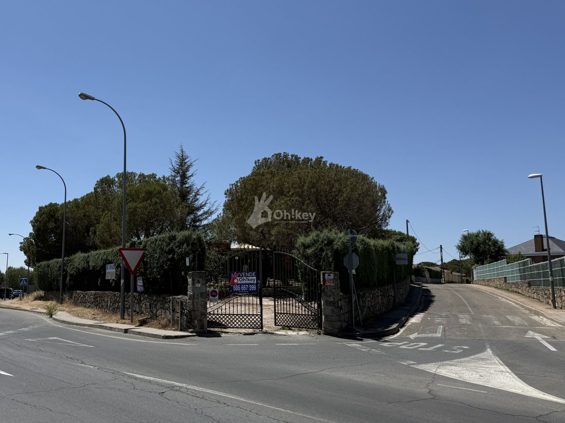 House in Galapagar, Comunidad de Madrid, Spain 1 - 15963897