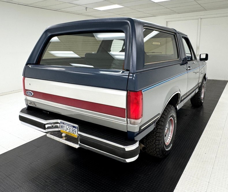 Suv in Morgantown, United States 5 - 18303836