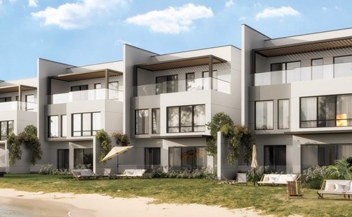 Villa in Seeb, Muscat Governorate, Oman 1
