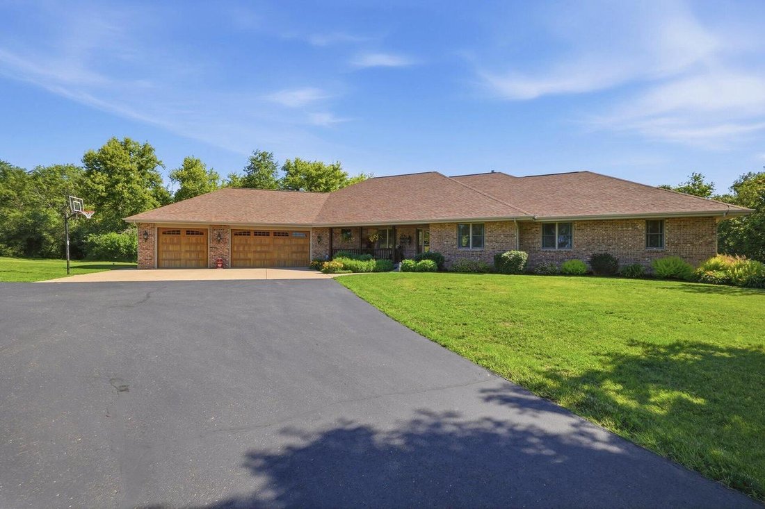 House in Whitewater, Wisconsin, United States 4 - 18303840