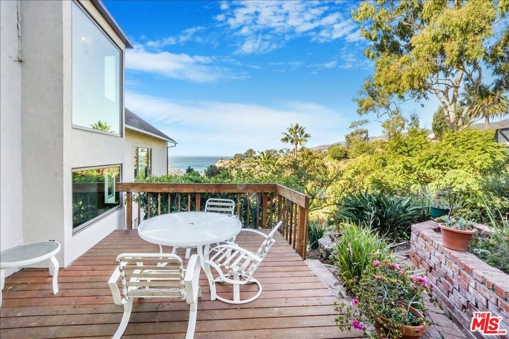House in Los Angeles, California, United States 4 - 18303634