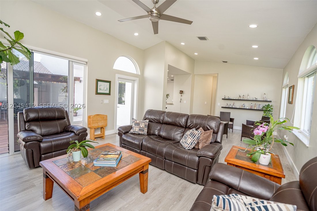 House in Pembroke Pines, Florida, United States 5 - 18303770