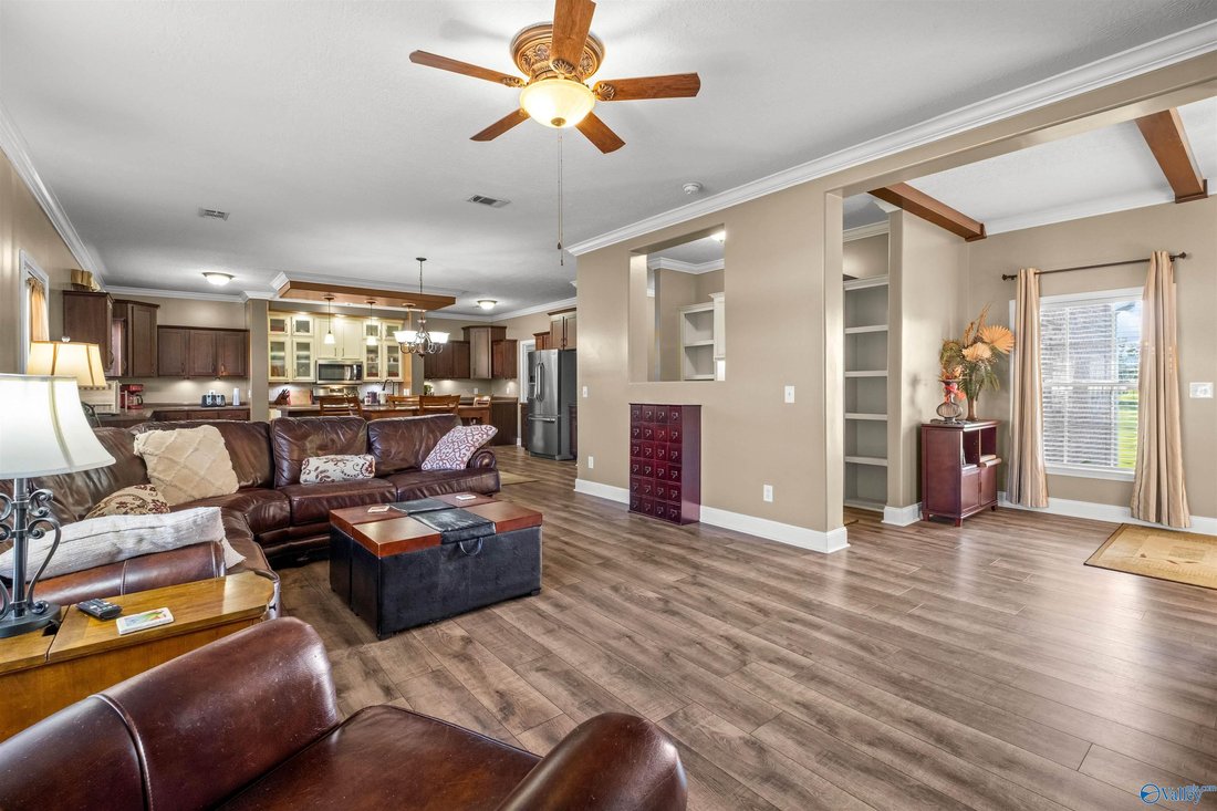 House in Albertville, Alabama, United States 5 - 18303818