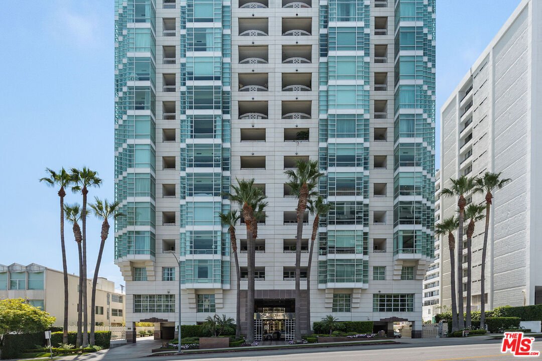 Condo in Los Angeles, California, United States 2 - 18303792