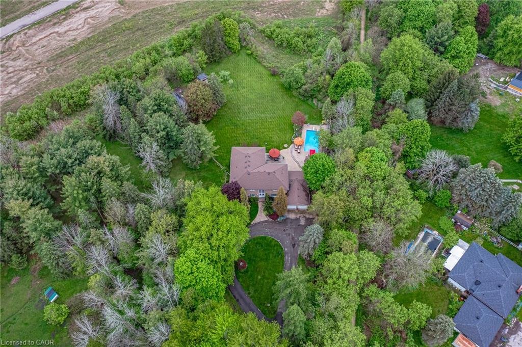 House in Caledon, Ontario, Canada 2 - 18303788