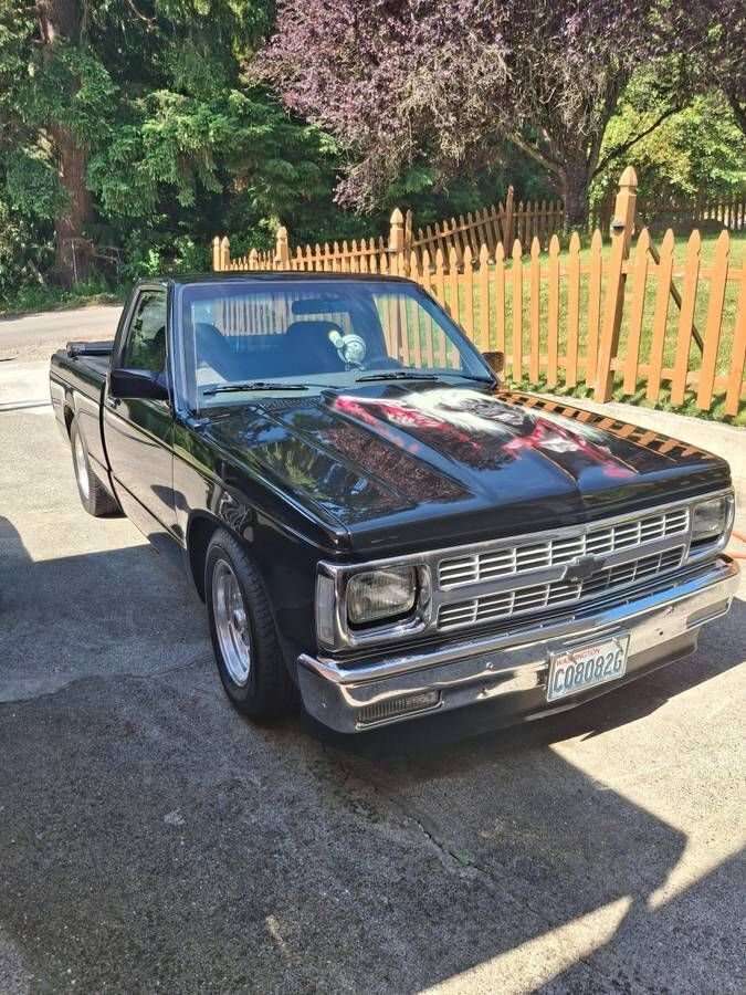 Pickup in Glendale, United States 1 - 18303817