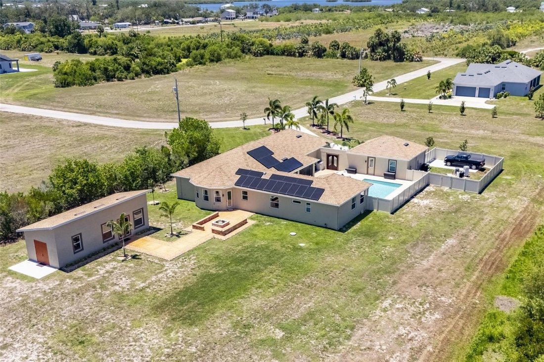 House in Ruskin, Florida, United States 2 - 18303641