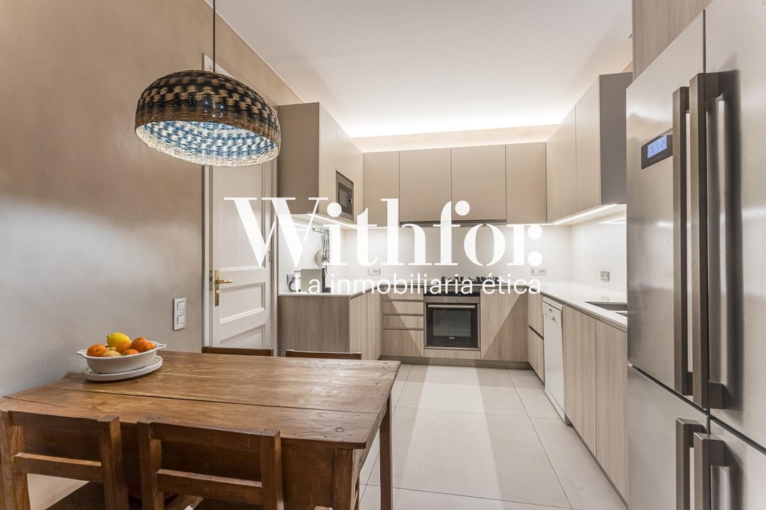 Penthouse in Eixample, Barcelona, Spain 4 - 18300365