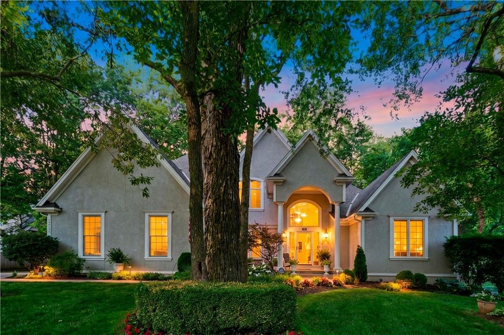 House in Overland Park, Kansas, United States 1 - 18303811
