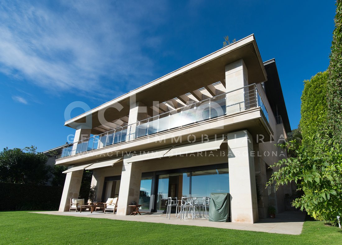 Villa in Sarrià-Sant Gervasi, Barcelona, Spain 1 - 18304502