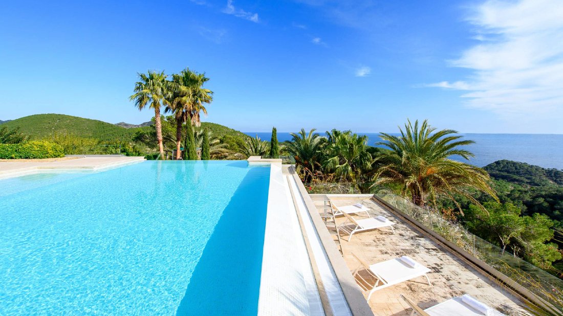 Villa in Ibiza Town, Balearic Islands, Spain 1 - 18304223