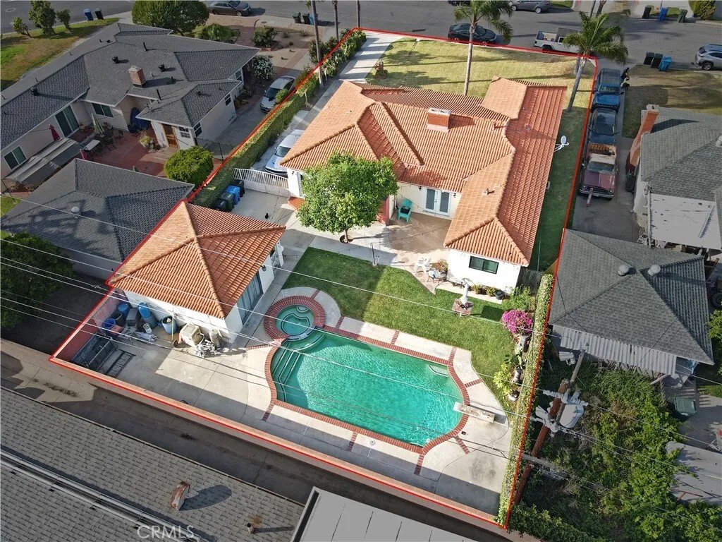 House in Downey, California, United States 4 - 18303895