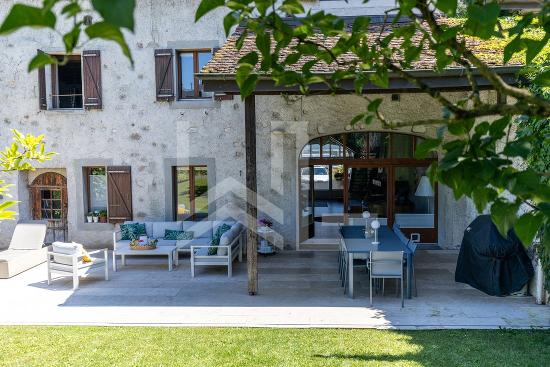 House in Gland, Vaud, Switzerland 2 - 18304486
