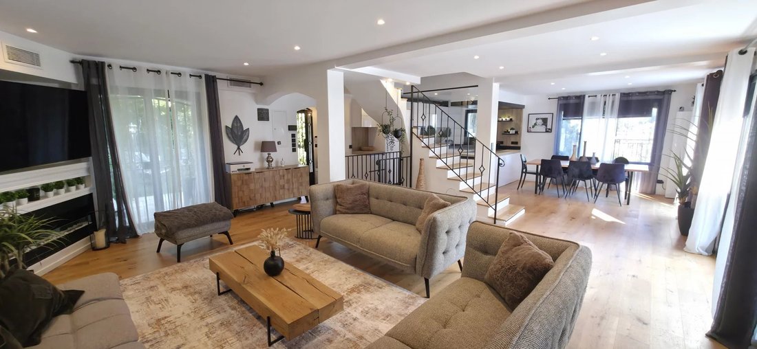 Villa in Mougins, Provence-Alpes-Côte d'Azur, France 4 - 18304403