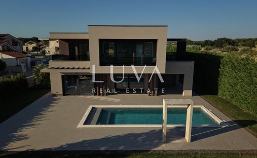 Villa in Grad Pula, Gespanschaft Istrien, Kroatien 1