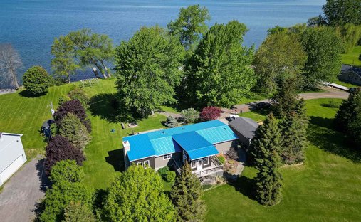 Maison à South Bay, Ontario, Canada 1