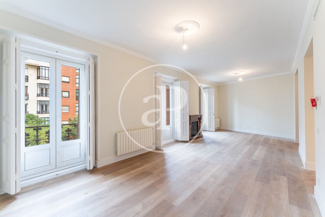 Appartement à Chamberí, Madrid, Espagne 2 - 18305028