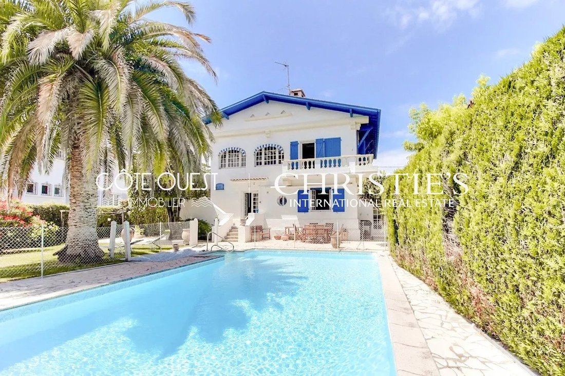 House in Duconteria-Jai Alai-Stade, Saint-Jean-de-Luz, France 3 - 18304484
