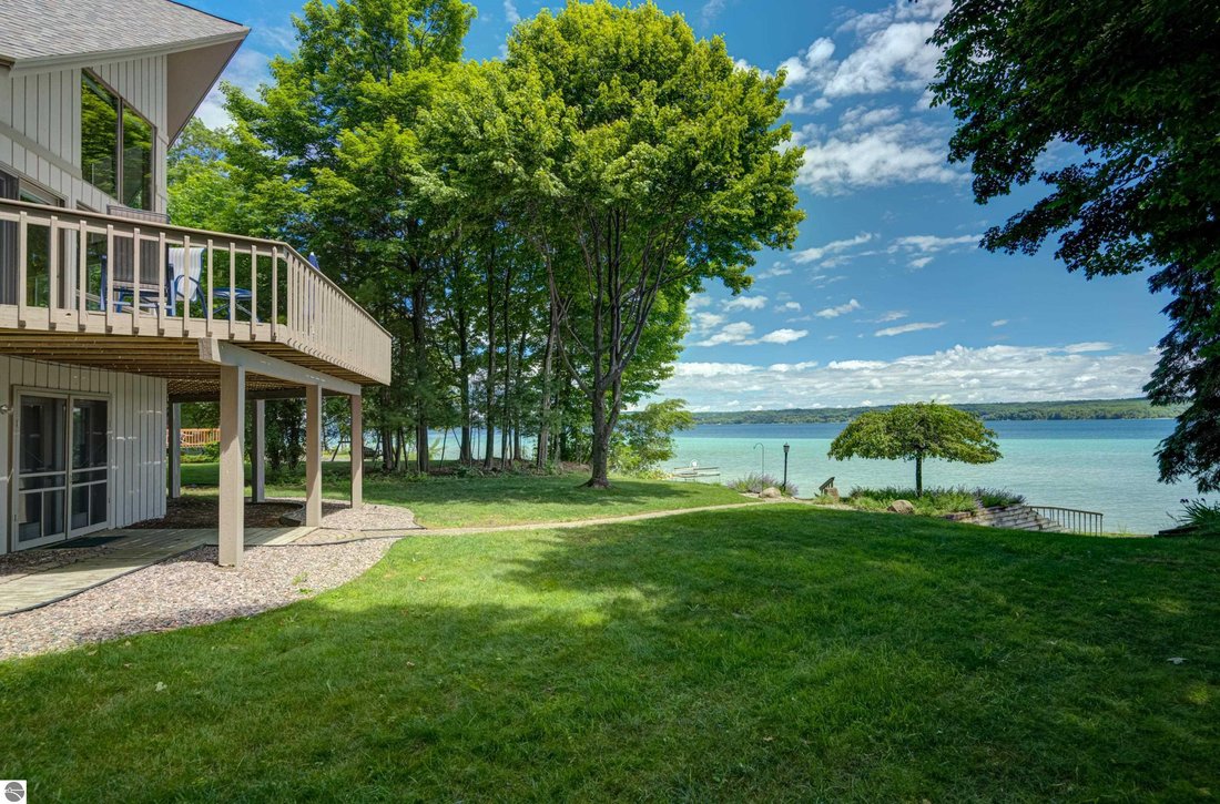 House in Elk Rapids, Michigan, United States 5 - 17762924