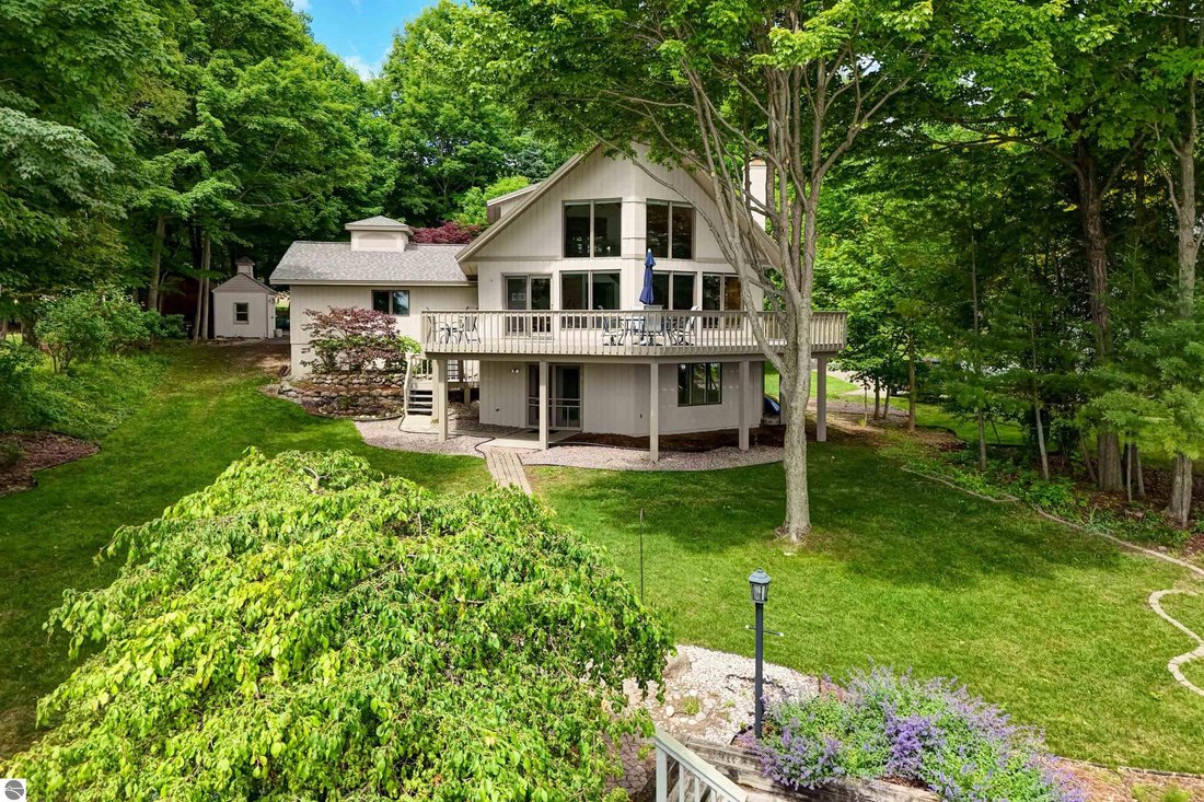 House in Elk Rapids, Michigan, United States 2 - 17762924